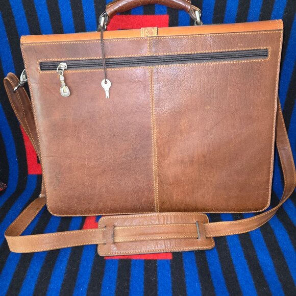 Montana Silversmiths Tooled Briefcase - Picture 4 of 10